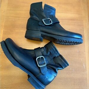 Frye Veronica Flex Bootie Black Boots Women’s 6M Whimsgoth Edgy Rocker Rugged